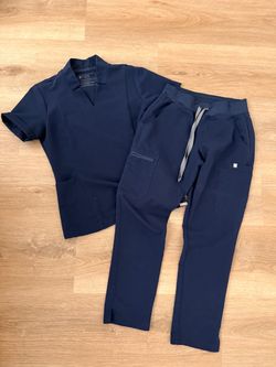 FIGS navy scrubs set
