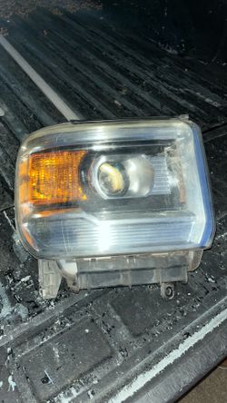 Right Headlight