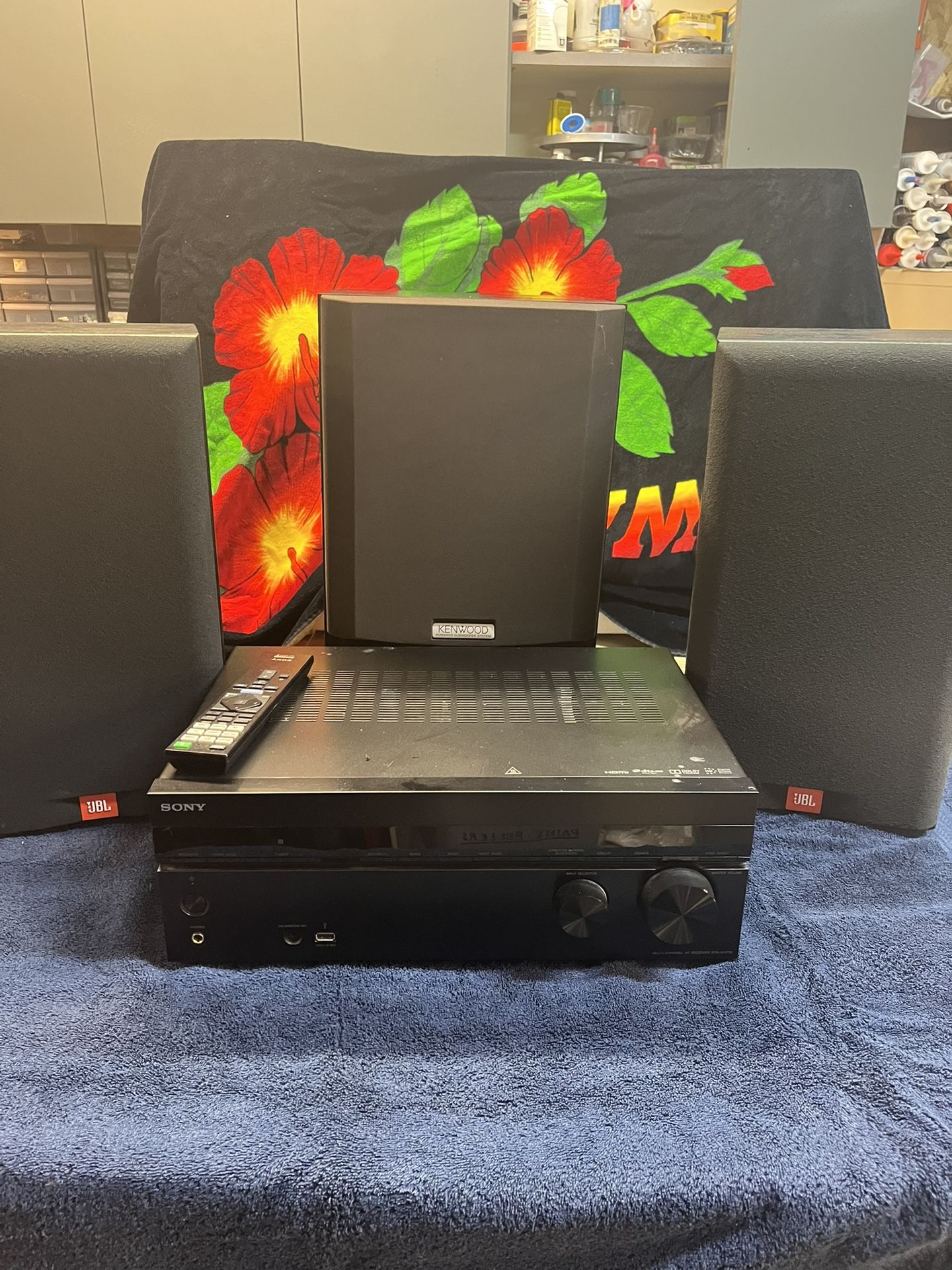 High End Surround Sound Stereo