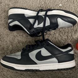 nike dunk Georgetown size 13 