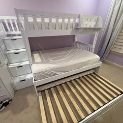 USED BUNK BED WITH 3 BEDS
