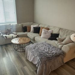 Couches Free