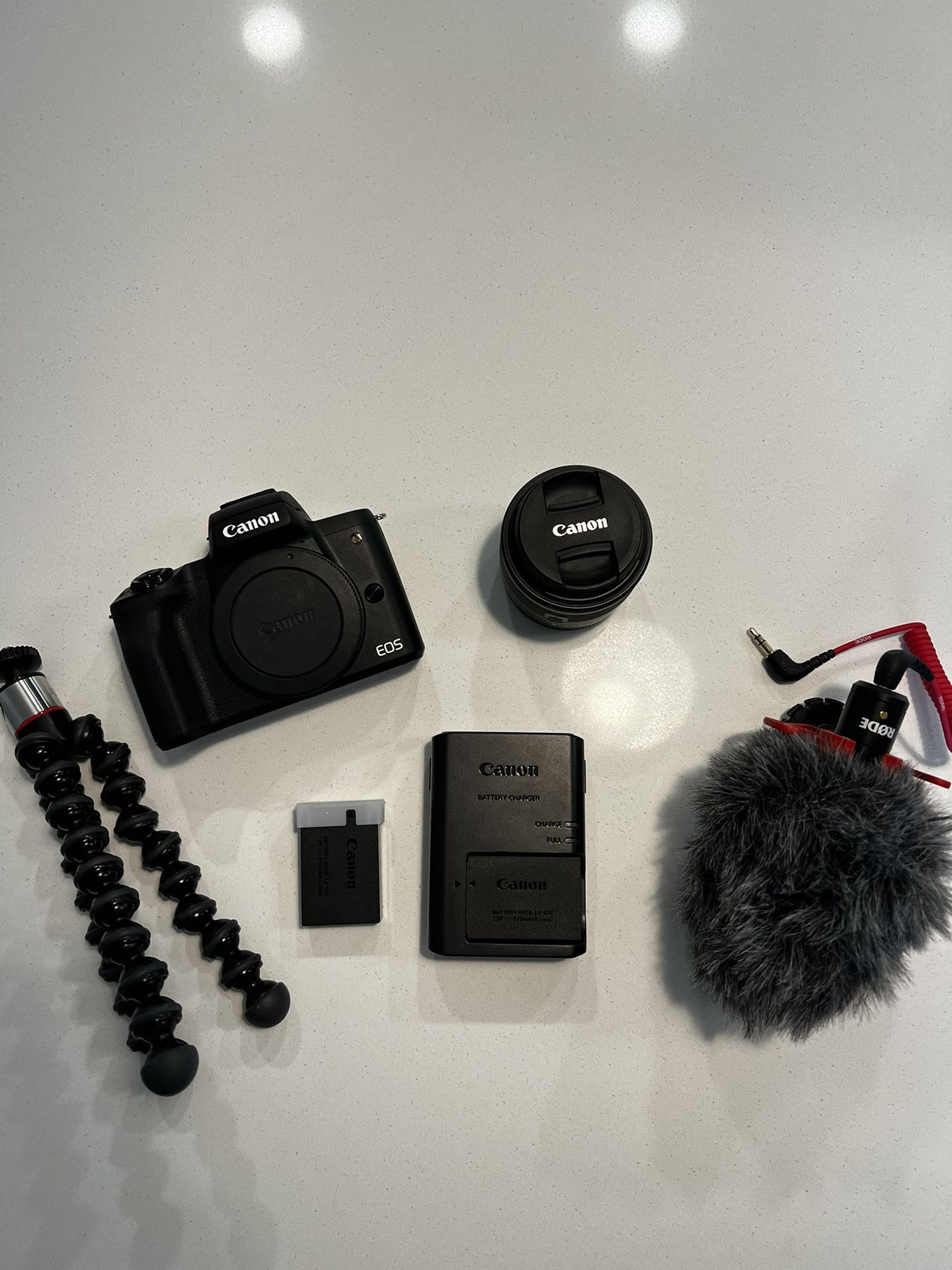Canon EOS M50 Mark II 15-45 mm