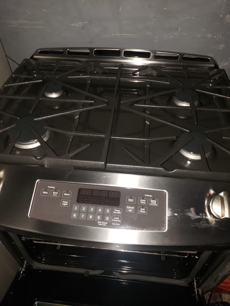 fridge and stove set stainless side 30 open box french door fridge small dent but never use $1299 delivery available rite away