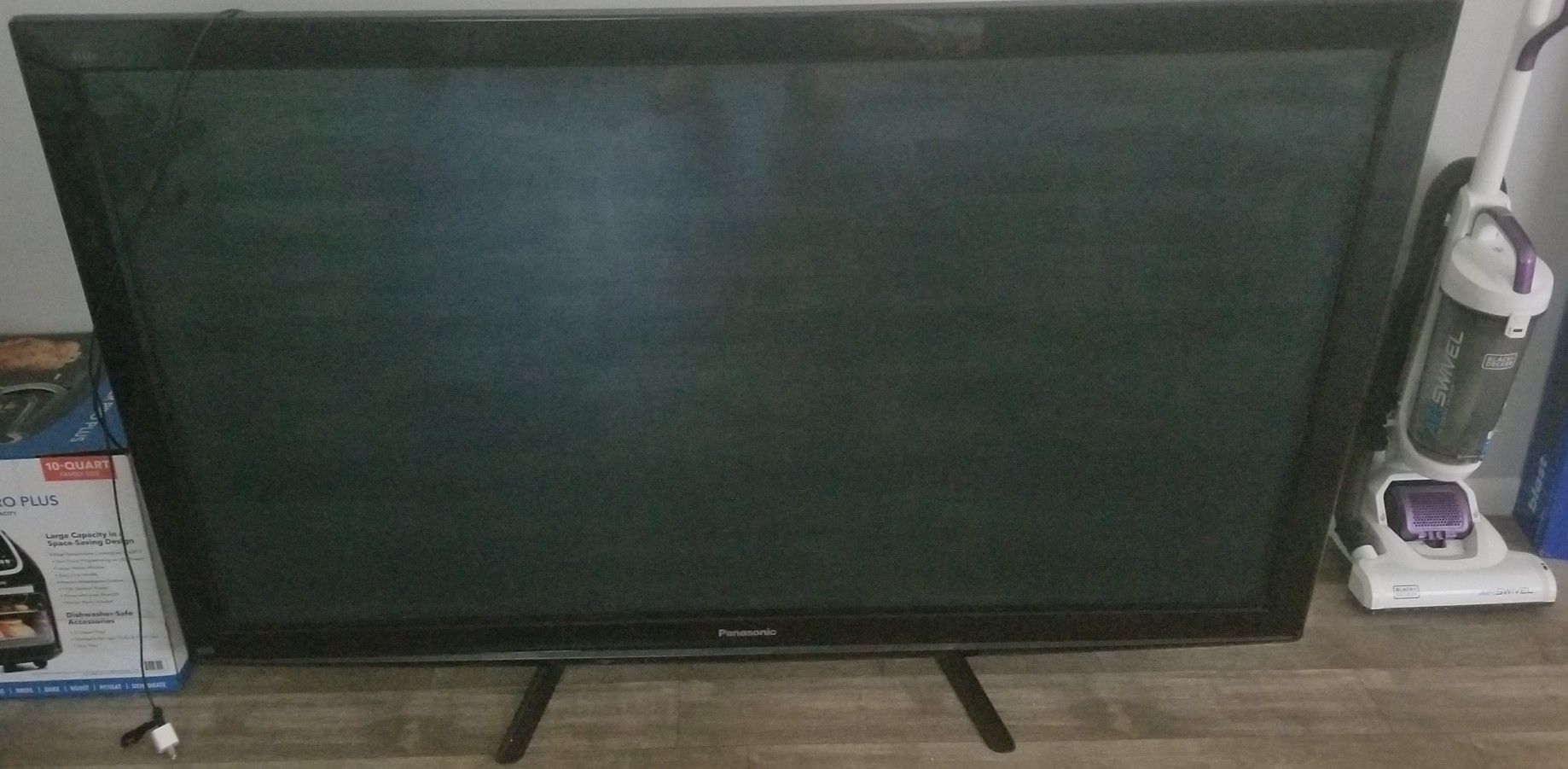 Panasonic TV 65'