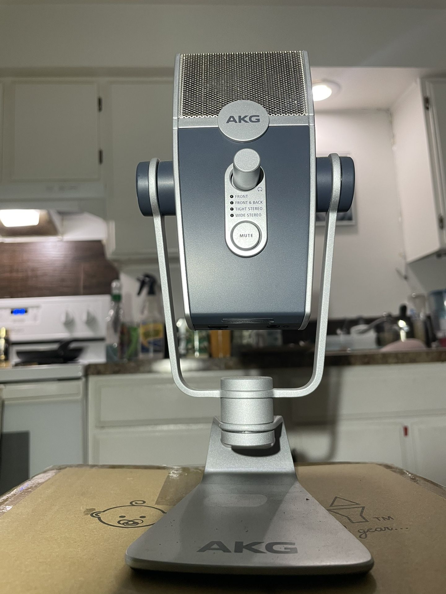 AKG Podcast Mic