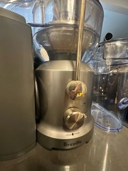 Breville Juicer
