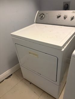 Whirlpool Electric Dryer  Large Capacity Works Great