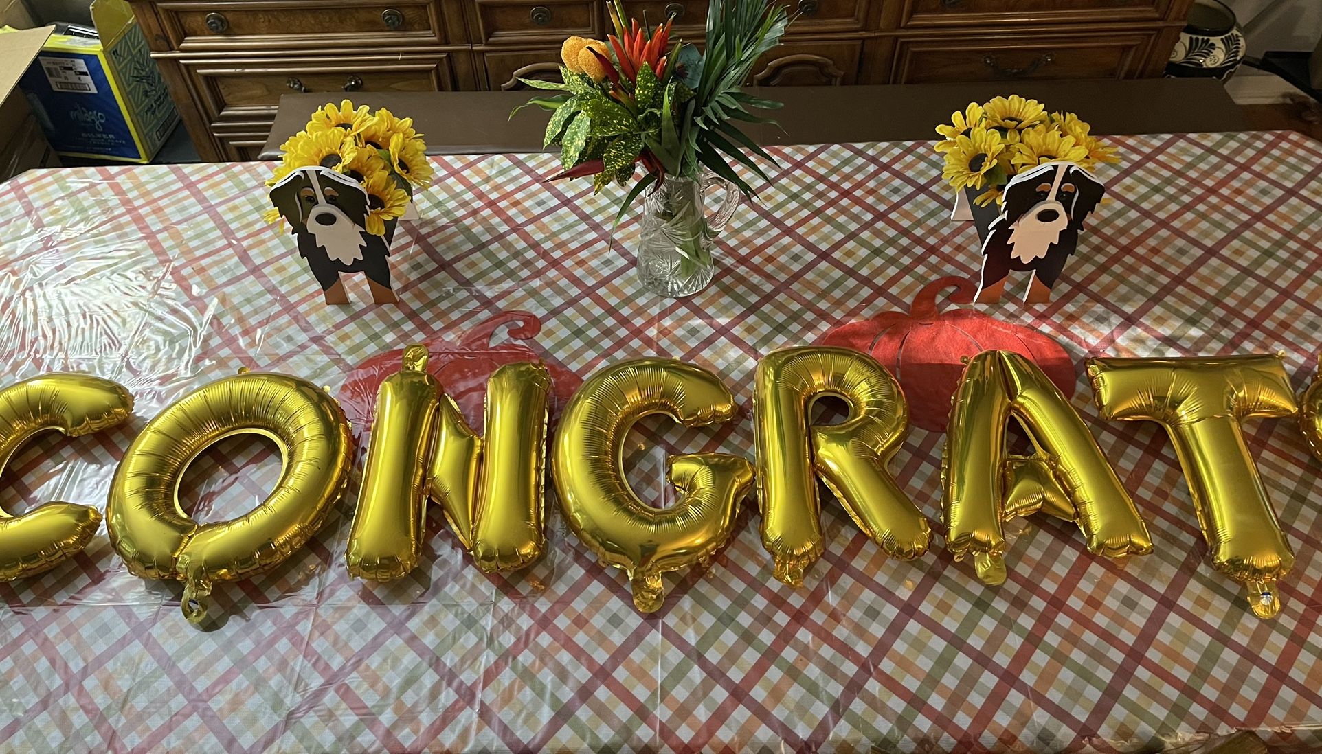 CONGRATS Foil Balloon Banner - Gold Colored