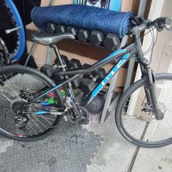 Gt Avalanche 2.0 Disc Brakes City Mountain Bike