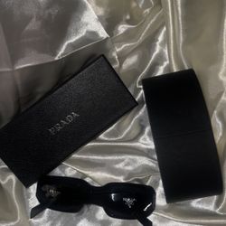 prada sunglasses 