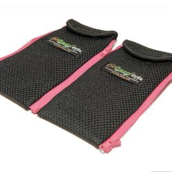 TravelEyez – Happening Pink