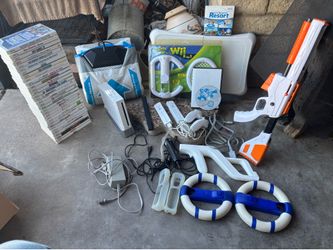 Wii - Nintendo & 34 Games
