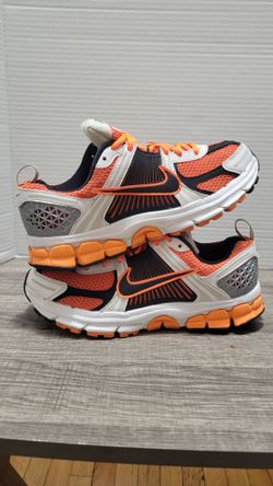 Nike Vomero 5 Sneakers Orange/White Size 6Y