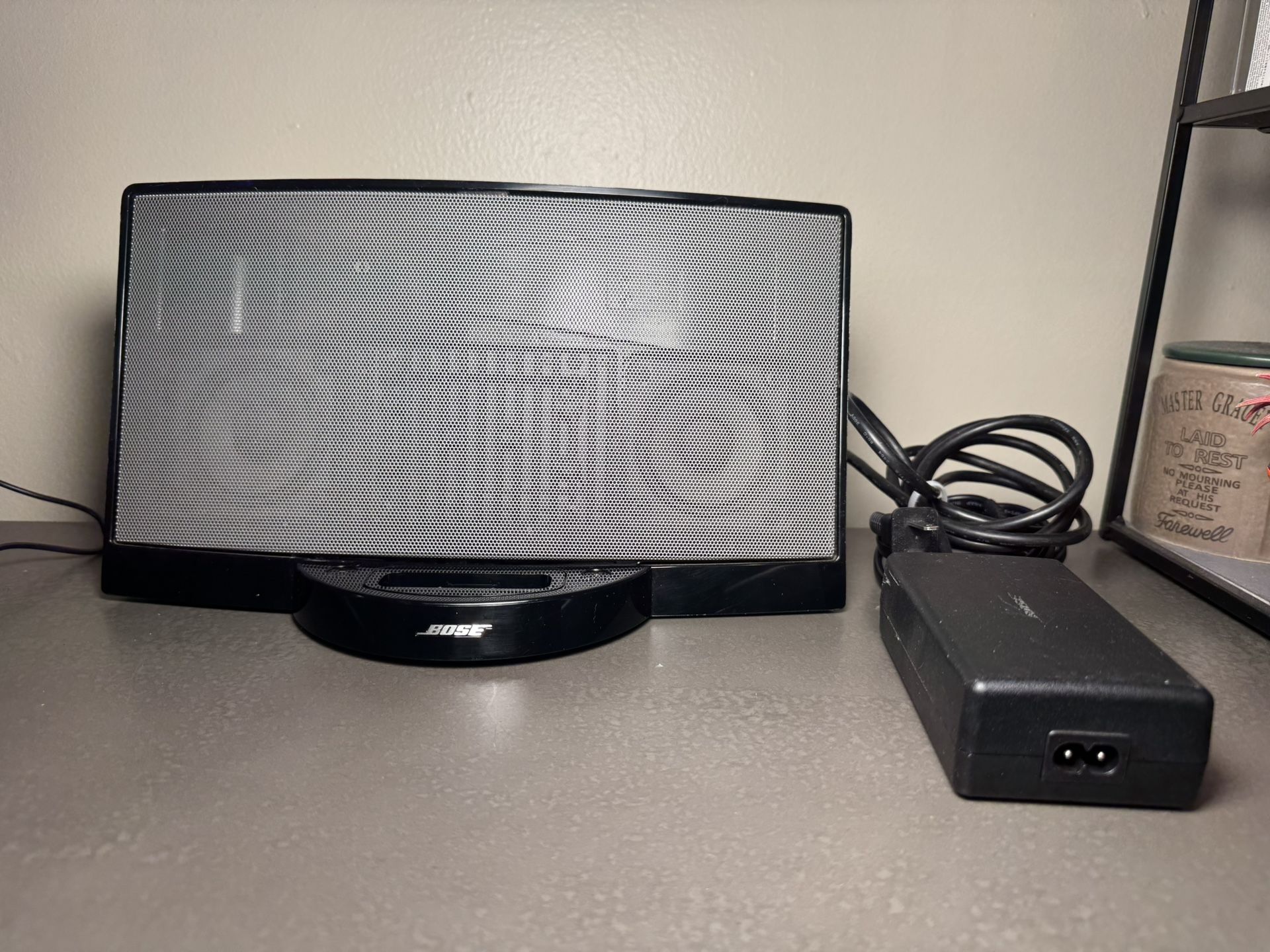 Bose SoundDock Series Digital Music Speaker System iPod iPhone 30 Pin Adapter