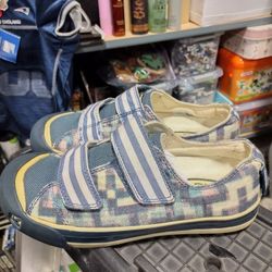 Keen Fashion Sneakers Size 6.5