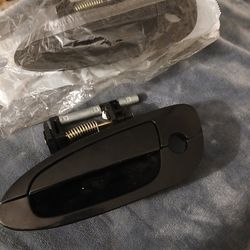 Pair of  Nissan altima exterior door handles