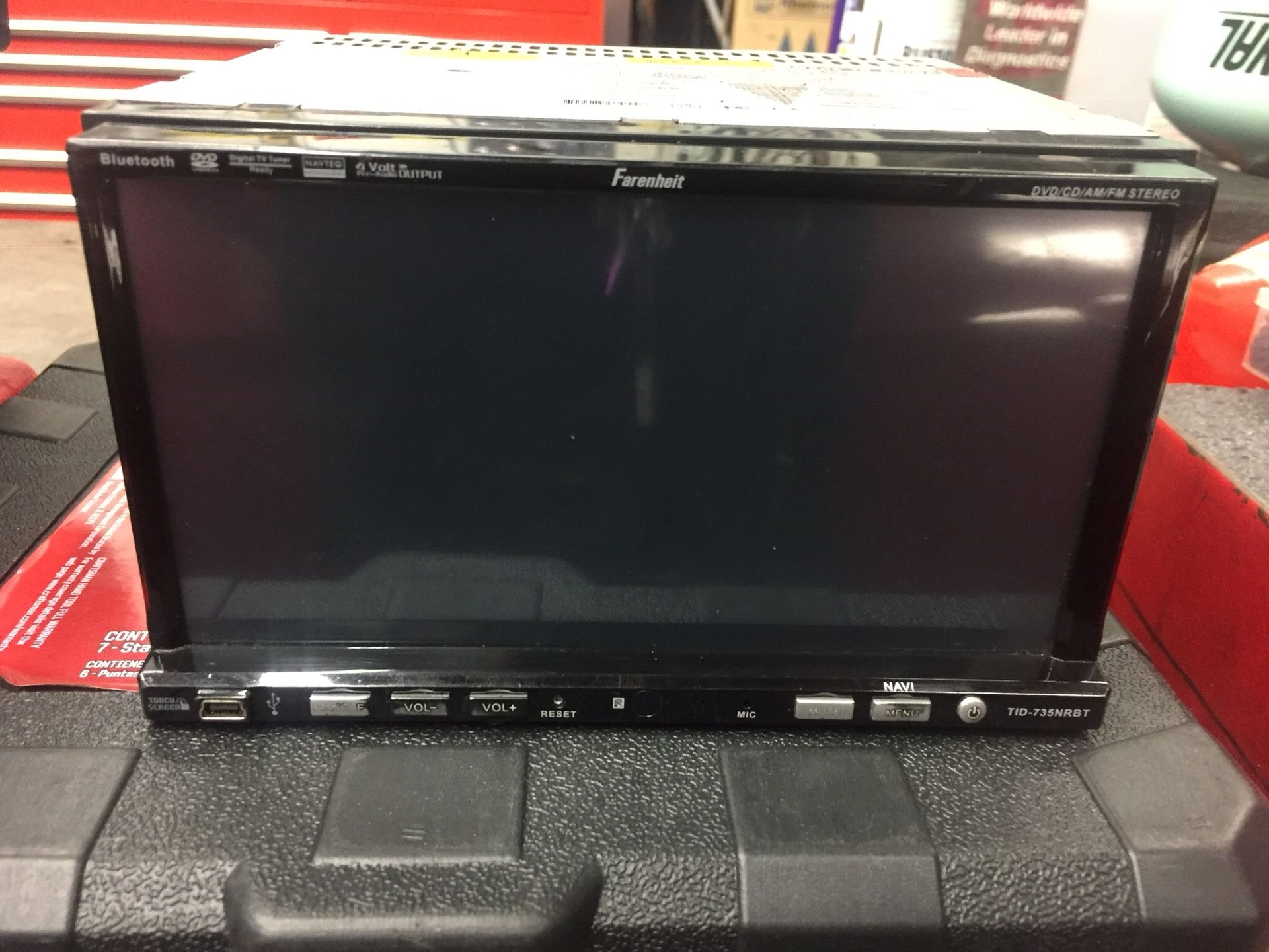 Double din car stereo Fahrenheit TID-735NRBt