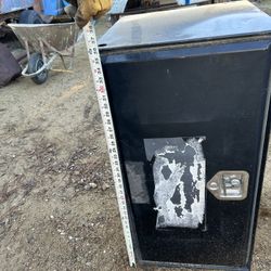 Tractor Supply Side Box