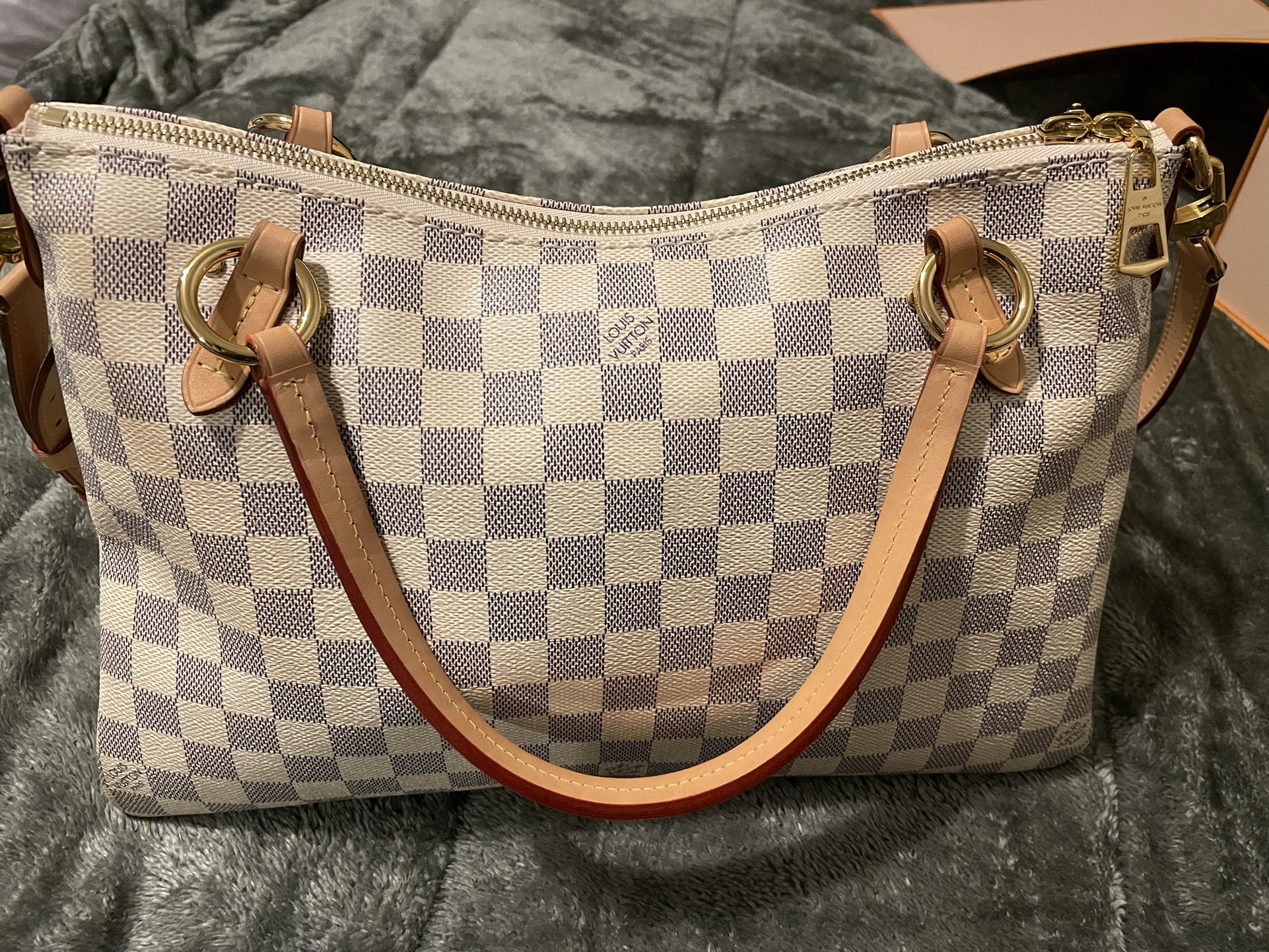 Authentic Louis Vuitton Purse