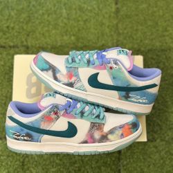 Nike Futura SB Dunk Low 