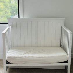 4-in-1 Storkcraft Crib