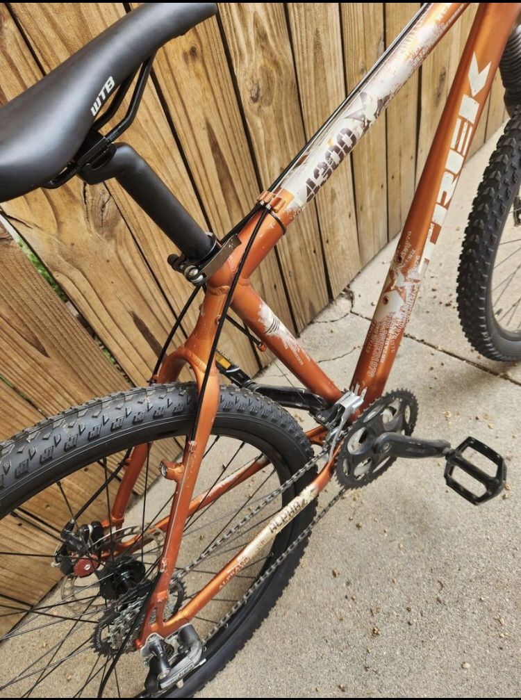 Bike Trek 4300 Mtb for Sale in Lexington, KY - OfferUp