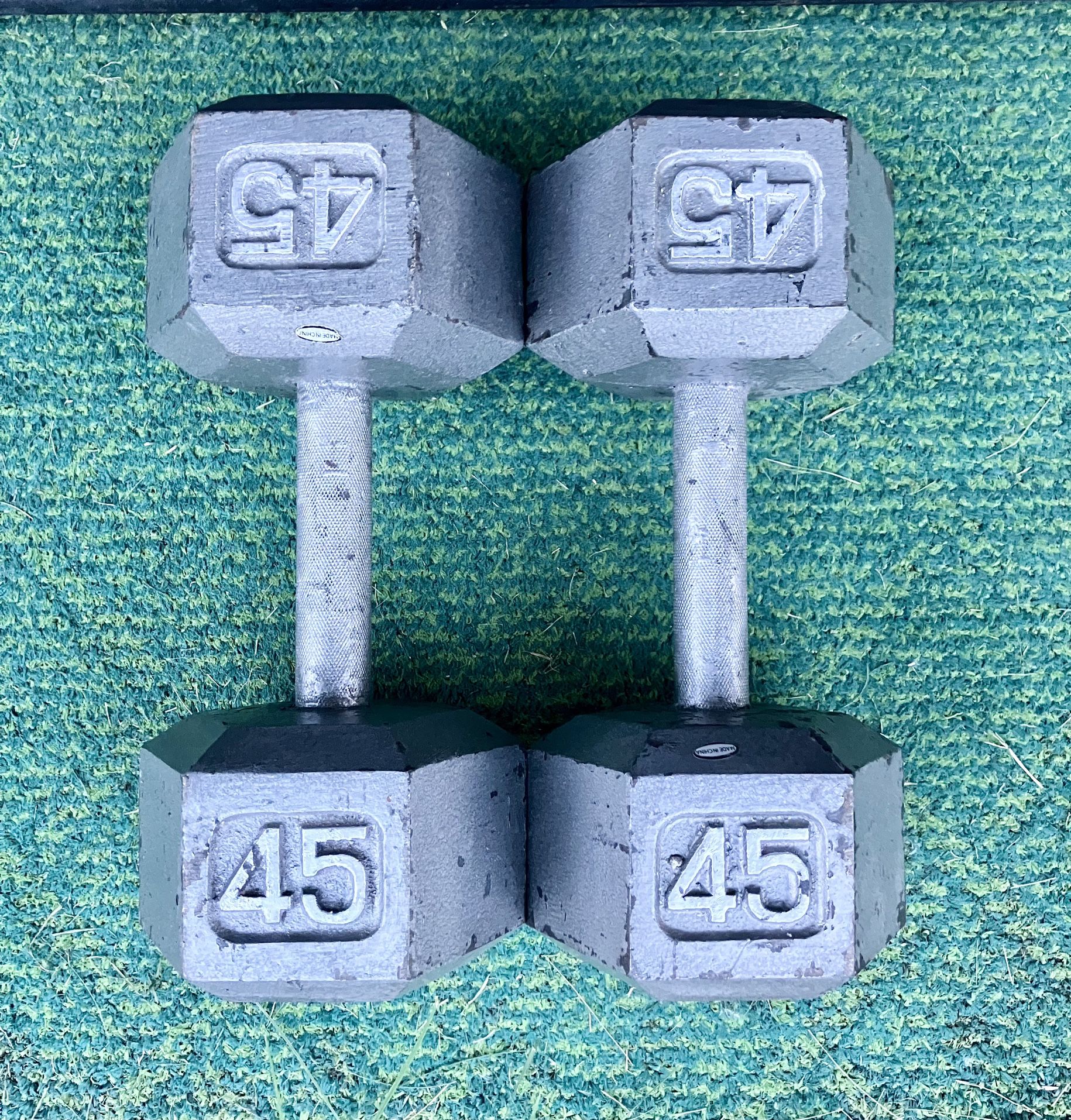 Dumbbells 45 lb dumbbell set 90 lbs total Cast Iron Hex 45lb 45lbs weights weight pair pound pounds