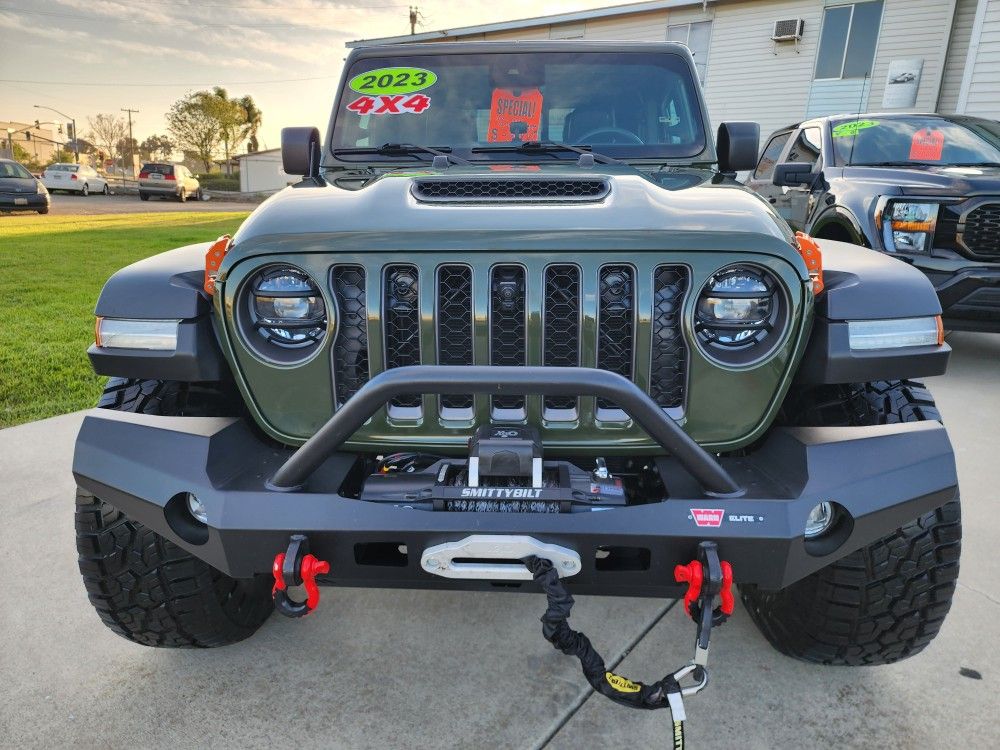 2023 Jeep Gladiator