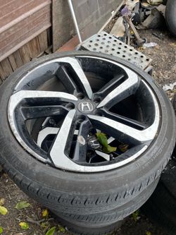 Honda Accord wheel set