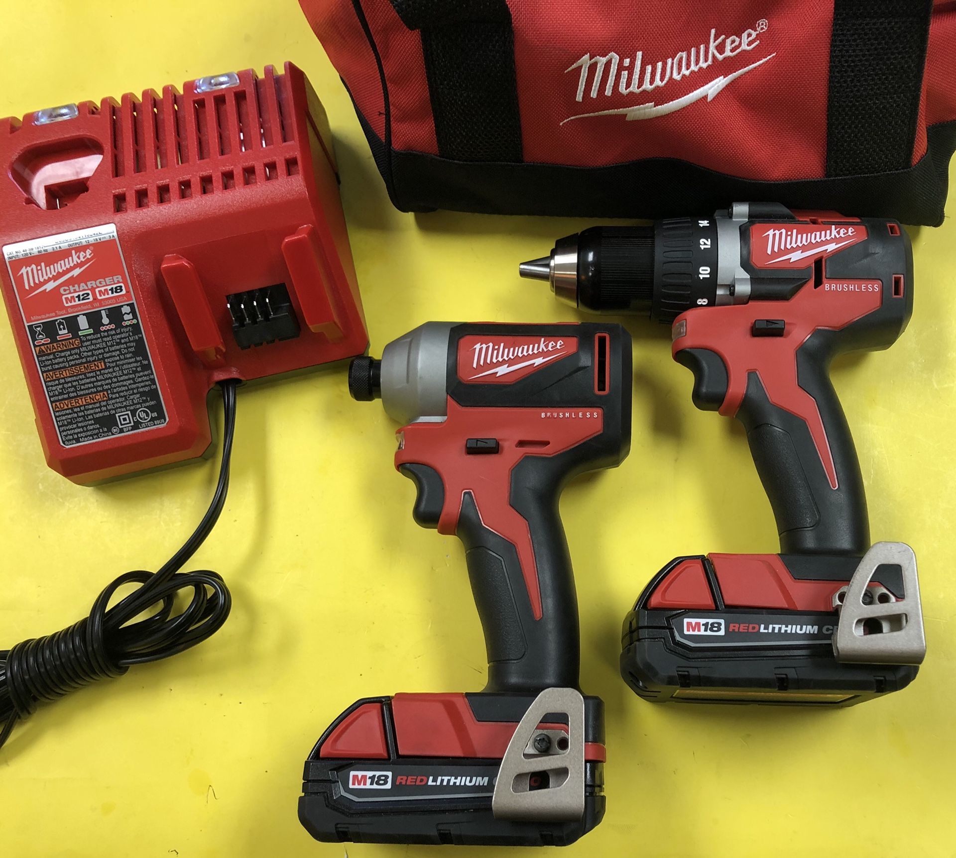 Milwaukee 2892-22CT - M18 18V Lithium Ion Brushless Cordless Compact Drill Impact Combo Kit W (2) 2.0Ah Batteries - Charger & Bag - LIKE NEW CONDITI