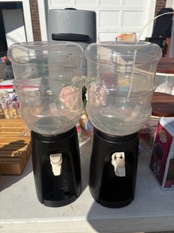 Water or juice dispenser