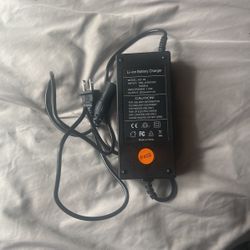 Li-ion battery Charger 