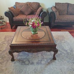 Elegant Coffee Table 