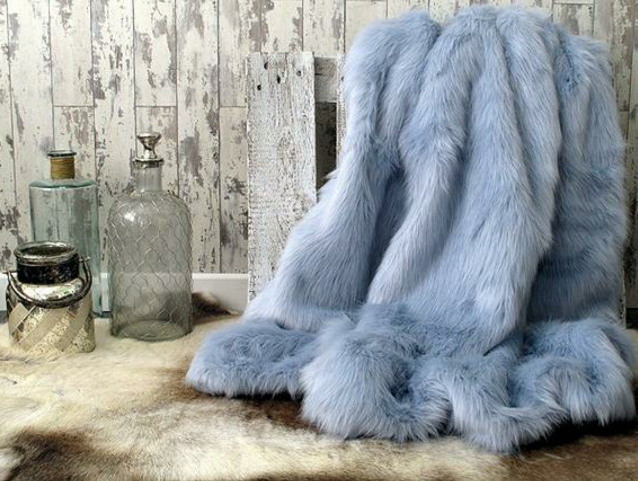 Faux Fur Baby Blue Luxury Throw Blanket 3'x5'