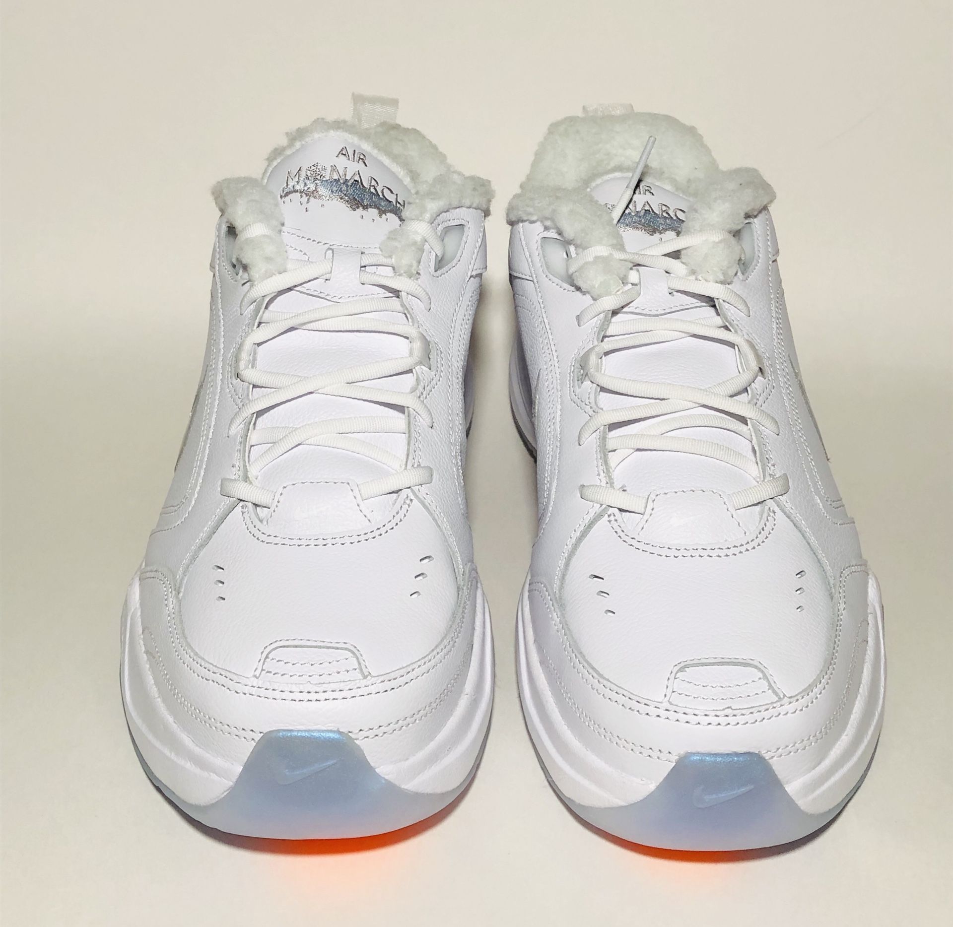 Nike Air Monarch IV 4 Snow Day White Menâs 12.5. NEW for Sale in Los Angeles, CA - OfferUp