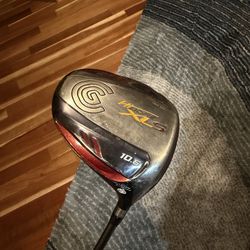 Cleveland  Golf HiBore XLS Driver 10.5* Fujikura 60 Stiff Flex Graphite RH