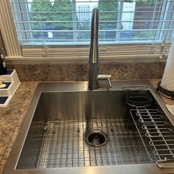 Kitchen Cabinets Faucet And Sink 
