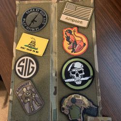 VELCRO MORAL PATCHES & Velcro Folder