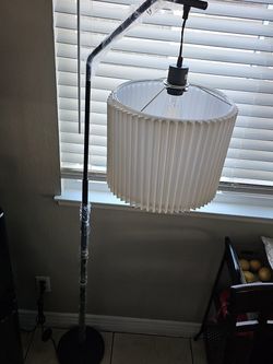 floor lamp