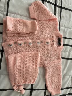 Baby Knitted Sweater/mittens/hat