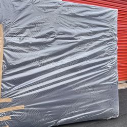 KING MATTRESS MEMORY FOAM $400 