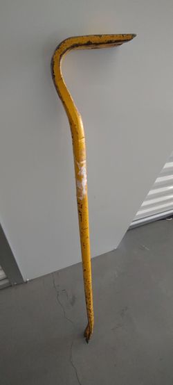 36" Heavy Duty Yellow Metal Pry Bar