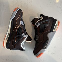 Air Jordan 4 Retro 