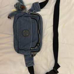 Kipling fanny pack 7”