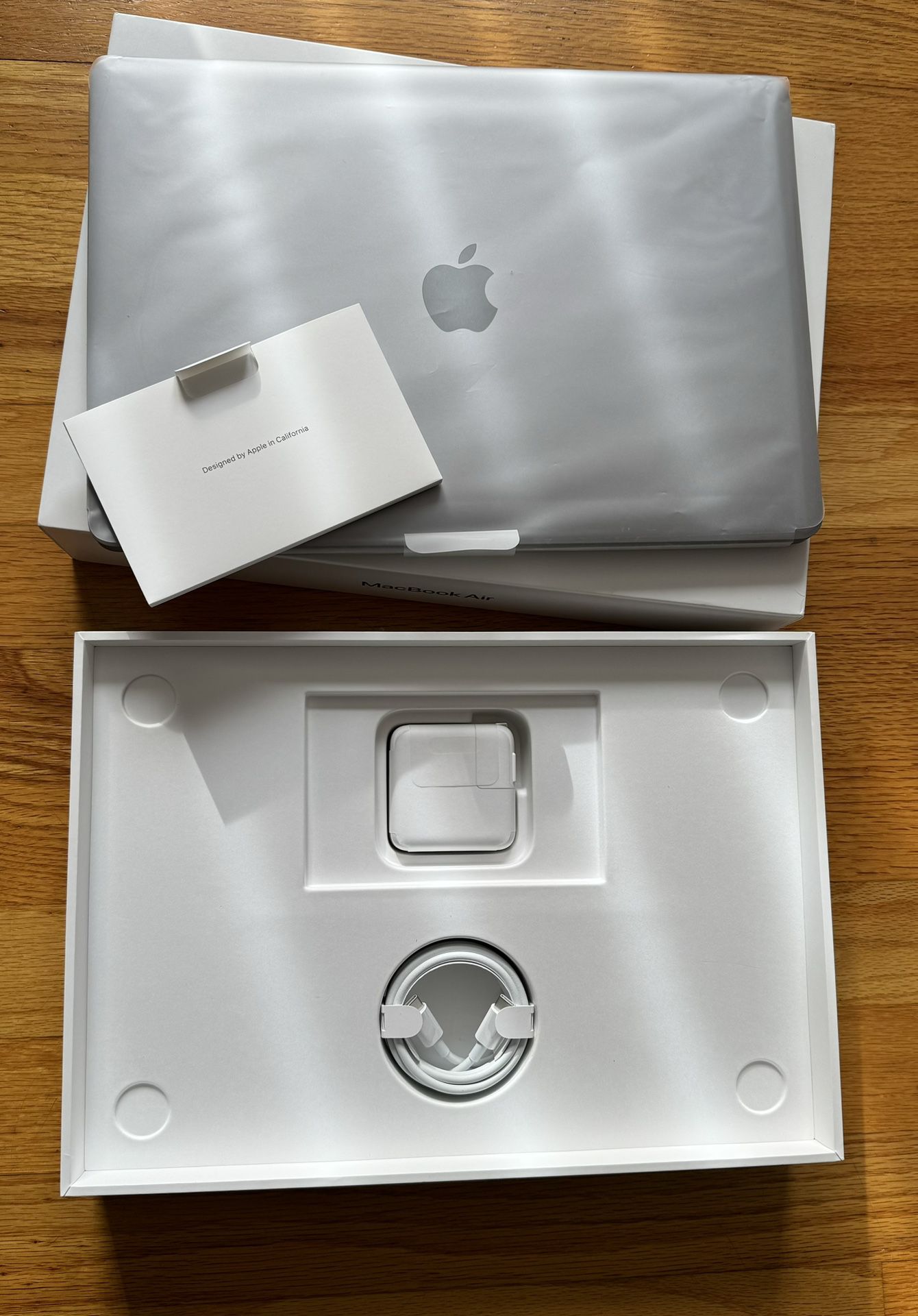 MacBook Air 2020 13" M1 8GB 512GB SSD, 8-Core GPU, Mint Condition