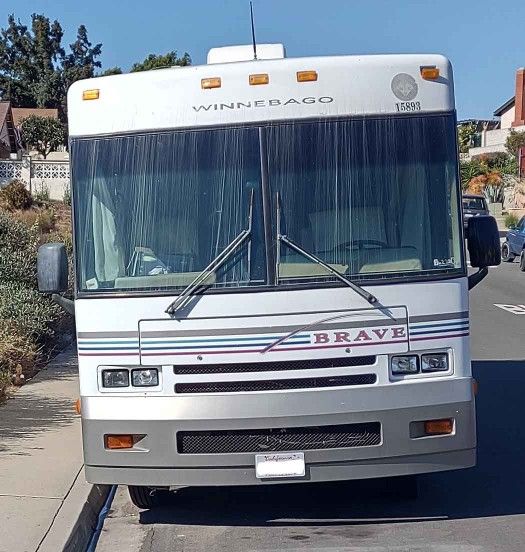 2000 Winnebago Brave32T for Sale in San Diego, CA OfferUp