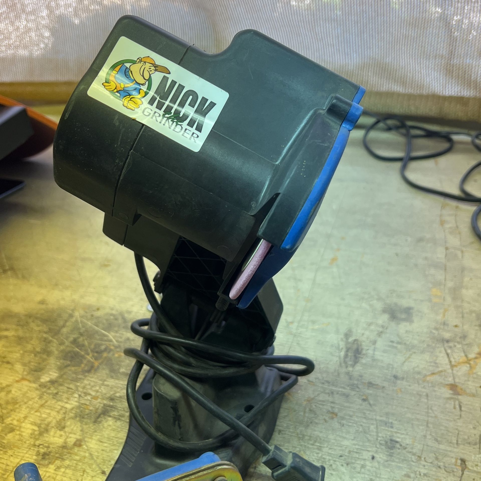 Nick Chainsaw Grinder