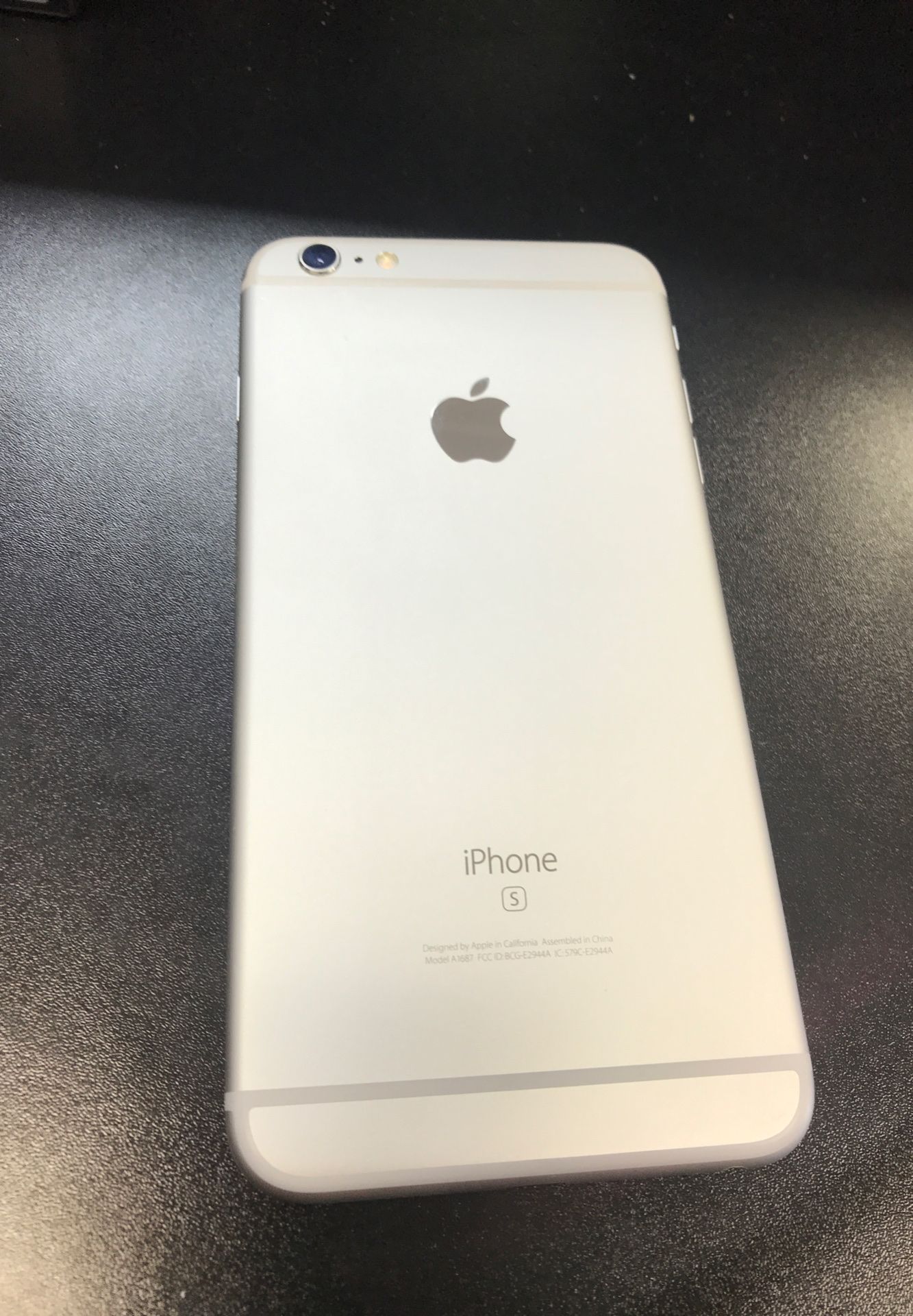 iPhone 6s Plus 16GB - PERFECT CONDITION