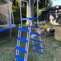 Pool Ladder 